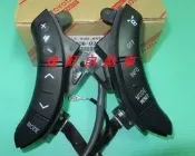 (逸軒自動車)TOYOTA CAMRY INNOVA 04-07 WISH 音響方向盤快撥鍵+右側行車電腦鍵及鏡頭切換鍵