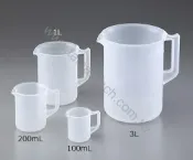 新成馨化工原料儀器行 日本NIKKO 日製塑膠PP把手量杯100ml/300ml/500ml (PP量杯)