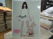 和特2402-全新未拆】王心凌Cyndi-心有靈犀寫真冊-八開-40*30cm-超大寫真冊