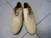 Paul Smith米黃色皮底皮面牛津鞋,尺寸:37,義大利製,鞋內長:24cm,少穿極新加止滑底鞋頭有磨到,出清大降價