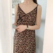 【K.W.】韓國空運輕棉麻粉紅透視高品質免穿搭洋裝(小香風/輕量涼感/洋裝/休閒/日系/通勤/渡假)