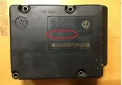 大坡很遠 AUDI A3 8L 98-01 ABS EDS 電腦 1J0907379Q (零件車)