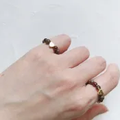草莓巧克天然晶石尾戒(石榴石.雪花黑曜石)