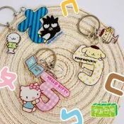 【漫遊台灣XSanrio三麗鷗】鑰匙圈 壓克力 吊飾 注音 HELLO KITTY/布丁狗/酷企鵝