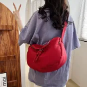 元氣萌萌社日系帆布包女休閒百搭餃子包復古慵懶風斜挎包新款學生上課單肩包