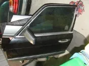 W126 300SEL 左前門拆賣 升降機/門板/玻璃/電動椅開關/後視鏡/核木飾板 #廉售先問-得標1螺絲