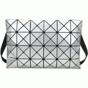 ISSEY MIYAKE 三宅一生 BAOBAO LUCENT 6X4 亮面大格幾何斜背包(銀色)