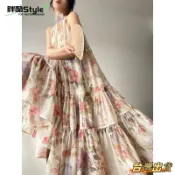 胖酷Style-[肉肉消失術]春色一夢 胖mm150公斤大碼印花度假風連衣裙無袖掛脖海邊大裙擺長裙連身裙