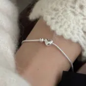 愛心小銀珠手鏈女ins小衆設計簡約蛇骨鏈韓版新款手飾氣質手鏈手繩手環手鐲愛心手鏈時尚y2k輕奢感皮筋橡皮圈蛇骨鏈手飾精緻