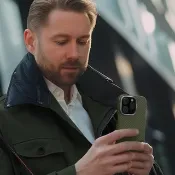 【iPhone 16】磁吸防彈纖維保護殼 - 消光綠