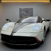 (店+)車致合金車模1:18帕加尼跑車聲光回力玩具車音樂模型擺件代發批發