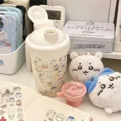🛫臺灣出貨🛫chiikawa運動水杯女高顏值夏季帶刻度健身搖搖杯學生便攜塑料杯子