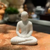 新中式空間自在地藏王菩薩像白雲石擺古法魚缸茶几迷你桌面造景