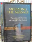  《Mediating the Message》0801312515【小熊家族】