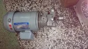 [多元化清倉品]yuken自吸式齒輪抽油幫浦0.75kw  三相220v  可長時間(機油~柴油