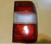 大坡很遠 VOLVO 850 93 94Y 後箱蓋燈 左 LH (零件車拆賣)