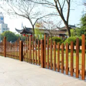 協貿國際日用品生活6館 戶外庭院院墻圍欄防腐木柵欄門木頭花園護欄草坪欄桿綠化帶籬笆