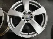 阿傑原廠鋁圈 18吋 5孔112 BENZ W212 E-Class 料號A2124011402 只有1顆 單顆2400