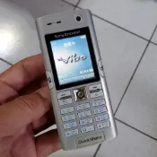 出清經典收藏 Sony Ericsson K608i 台灣3G開台手機 銀色 130萬相機 雙面設計 直立方正 附旅充線