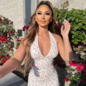 連衣裙👗歐美夏季時尚氣質小損花包臀短裙印花V領露背修身連衣裙年女 連身裙 氣質洋裝 小個子洋裝 韓系洋裝 赫本風洋裝
