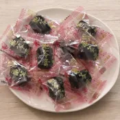 (店+)龜苓膏軟糖 廣式龜苓膏軟糖 豆之家龜苓膏軟糖 養生龜苓膏軟糖 龜苓膏風味軟糖 廣式軟糖 傳統零食 糖果【嘻饈仔現貨】