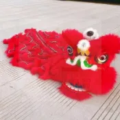 熱銷 舞獅 獅頭 舞龍 30天798件可以眨眼羊毛舞獅子兒童舞獅錶演道具獅子頭塑料幼兒園道具 @ yu0