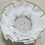 客訂金莎花束金莎外殼花束金莎空殼花束只需要自己放入金莎就完成52顆金莎花束 66顆金莎花束聖誕禮物 交換禮物 畢業花束