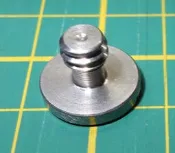 使用過 沙雀 Sachtler 原廠 攝影機腳架  1/4“ 螺絲零件 SKO11E0255