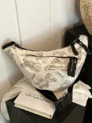 喜挖2店 潮流個性小熊印花時尚餃子包女百搭通勤休閒旅行運動斜背胸包