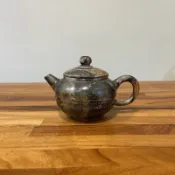 [Chengyuan***] 鶯歌名家壺🌹台灣製造 鶯歌手拉坏壺 標準壺 自然落灰 柴燒手拉坏 標準壺 台灣手拉坏壺