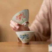 全球選品1館 生活百貨 草木灰手繪蓮花斗笠杯 復古禪意喝茶碗 家用功夫茶具主人杯