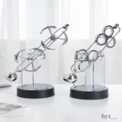 🔥臺灣發貨🔥辦公室小擺件桌上反重力永動機牛頓混沌擺電腦桌麵創意書桌裝飾品