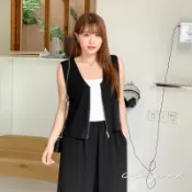 CCGIRL中大尺碼 美式俐落帥氣小率性♡深V領雙頭拉鍊無袖短版背心－適M～5L《32356》大尺碼女裝 中大尺碼上衣