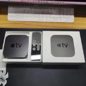 Apple TV 4K 第 1 代，型號 A1842、32G版本 / A10X Fusion 晶片與 4K 視訊輸出，完