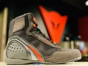 瀧澤部品 義大利 DAINESE 丹尼斯 MOTORSHOE D1 DWP 黑紅 防水車靴 休閒 中筒靴 通勤 機車重機