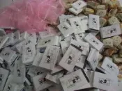 0928590980低價出售台灣製隆馬回禮小方巾淨符二塊依必朗抹草芙蓉香皂避百邪及淨身作用+依必朗專用外包裝紙盒+雪紡沙袋全省寄一天