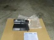 SPACE GEAR 斯貝斯基爾 全新 正廠 右後燈下飾板