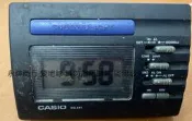 二手市面稀少復古CASIO  DQ-541電子鐘(時間可以運轉但鬧鐘功能未測收藏/裝飾品)