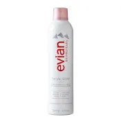 【evian】天然礦泉護膚保濕噴霧 300ml 舒緩噴霧 臉部保濕 保濕噴霧 補水噴霧 Avene 雅漾可參考