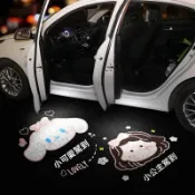 Nissan專用 迎賓燈 Kicks TIIDA  livina超高清車用迎賓燈卡通車門投影燈照地燈車內改裝飾無 一路旺