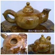 藝言堂◎緬甸黃金樟瘤茶壺 ◎尺寸:23*13.6 (cm) 鏡面噴漆，有補 (龍柏扁柏肖楠牛樟亞杉聚寶盆瓶福瓜文昌筆)