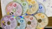 8片合售 二手裸片 DVD 巧虎 小朋友巧連智 寶寶版 0~2歲適用 唱唱跳跳 DVD 2014 Y08