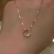 YQJR鈦鋼項鍊年新款日月星辰項鍊女精緻輕奢月亮吊墜不鏽鋼鎖骨鏈