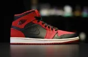 NIKE AIR JORDAN 1 MID Red AJ1 一代 皮革 尼龍 黑 紅 公牛 櫻木配色 平民版 全新正品
