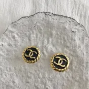 【日本直送 名牌中古包】CHANEL 香奈兒 耳環 黑色 金色 雙 C Logo 扭紋 vintage 古董 bcnc28