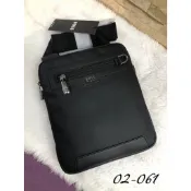 高雄凡賽斯歐洲精品 HUGO BOSS 立體鐵標字體LOGO 素面 黑色 側背包 肩背包 側肩包