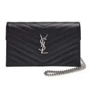 YSL MONOGRAM系列V字縫線魚子醬牛皮金屬LOGO銀鍊肩背信封包(黑)