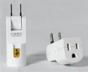 愛樂購 太星電工 安全轉向三插座轉接器 2P+3P 轉接頭 AE027