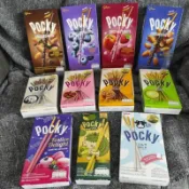 {中字標籤}泰國Pocky巧克力棒/榴槤口味