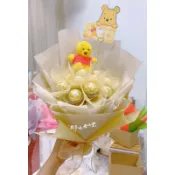維尼金莎花束（韓宴）生日 求婚 畢業 活動 糖果花束 金莎花束 👍可客製化 急件可製作